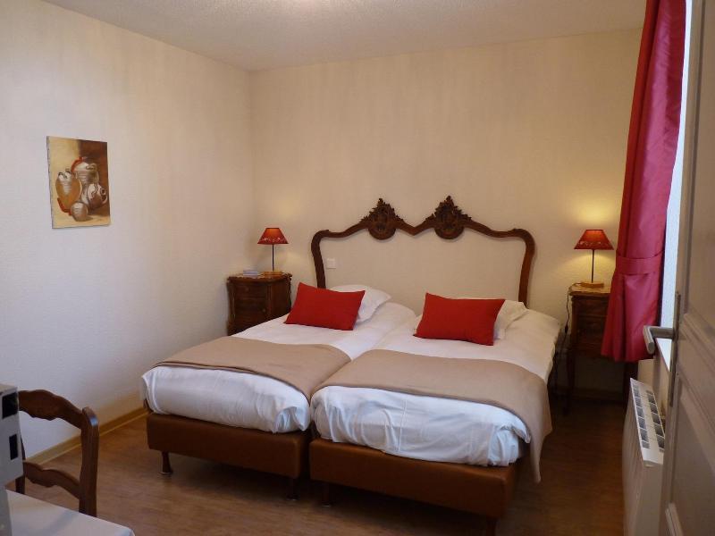 Logis Hotel Notre-Dame De Bonne Fontaine Danne-et-Quatre-Vents Екстериор снимка
