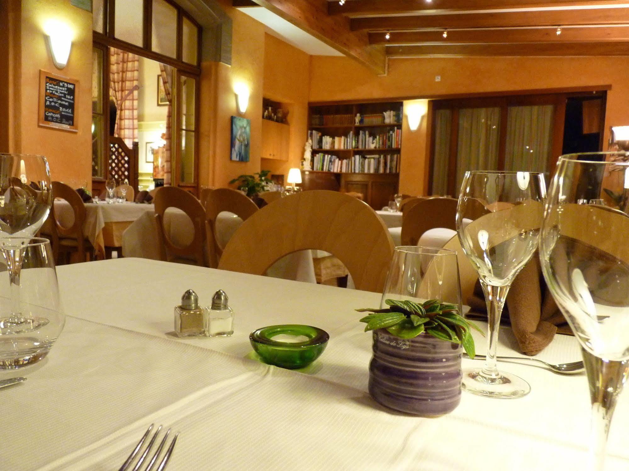 Logis Hotel Notre-Dame De Bonne Fontaine Danne-et-Quatre-Vents Екстериор снимка