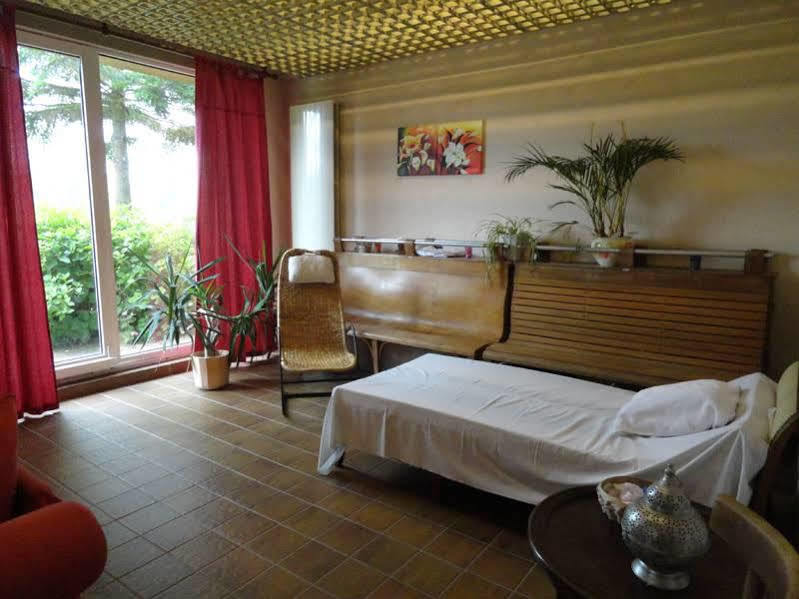 Logis Hotel Notre-Dame De Bonne Fontaine Danne-et-Quatre-Vents Екстериор снимка